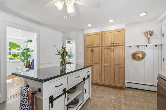 26 S Main St, Deerfield, MA 01373