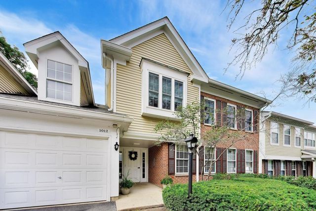 1012 Butternut Lane D, Mount Prospect, IL 60056