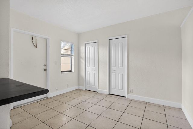 4071 N Dixie Highway 5, Oakland Park, FL 33334