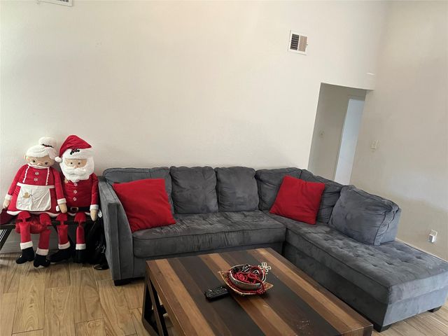 910 Littleport Lane, Channelview, TX 77530