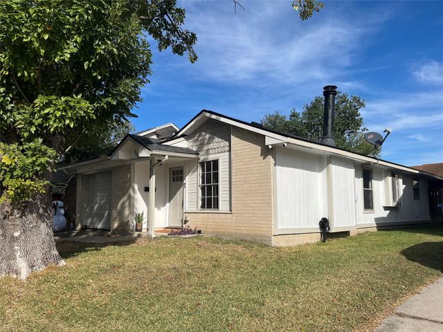 910 Littleport Lane, Channelview, TX 77530