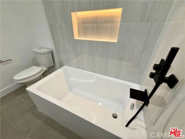 8561 Marklein Avenue, North Hills, CA 91343