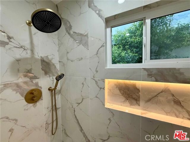 8561 Marklein Avenue, North Hills, CA 91343