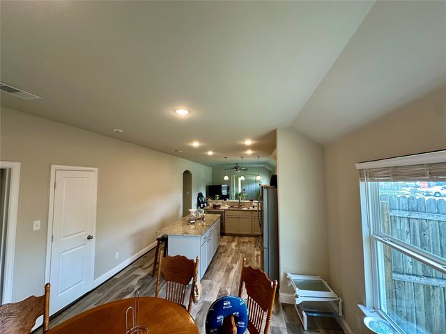 2801 Stuart Drive, Fort Worth, TX 76104