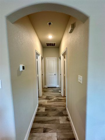 2801 Stuart Drive, Fort Worth, TX 76104