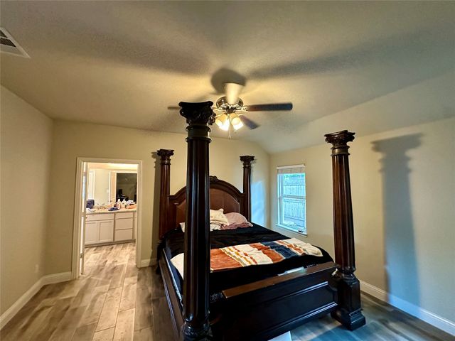 2801 Stuart Drive, Fort Worth, TX 76104