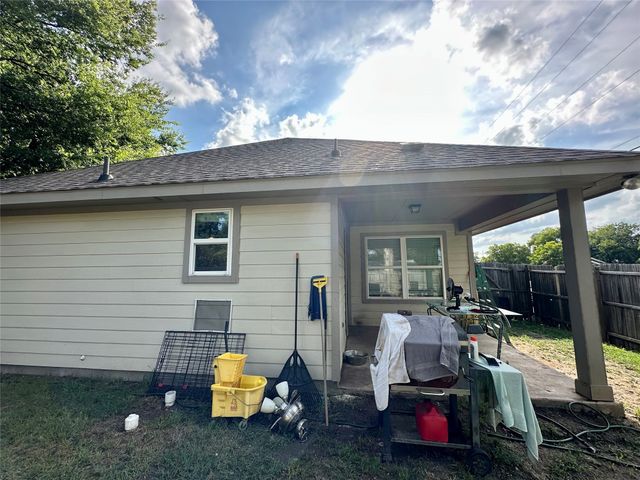 2801 Stuart Drive, Fort Worth, TX 76104