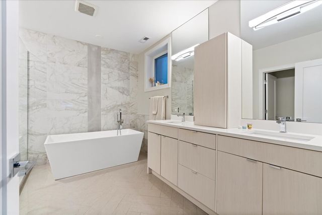 3033 N Clybourn Avenue 1, Chicago, IL 60618