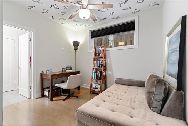 3033 N Clybourn Avenue 1, Chicago, IL 60618