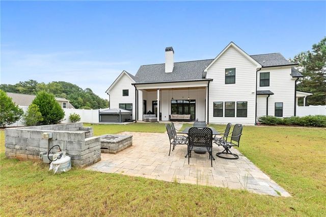 469 Ashley Glen Drive, Williamson, GA 30292