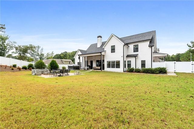 469 Ashley Glen Drive, Williamson, GA 30292