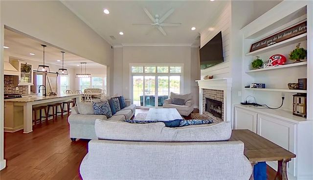 469 Ashley Glen Drive, Williamson, GA 30292