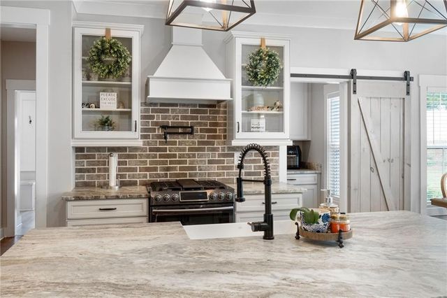 469 Ashley Glen Drive, Williamson, GA 30292