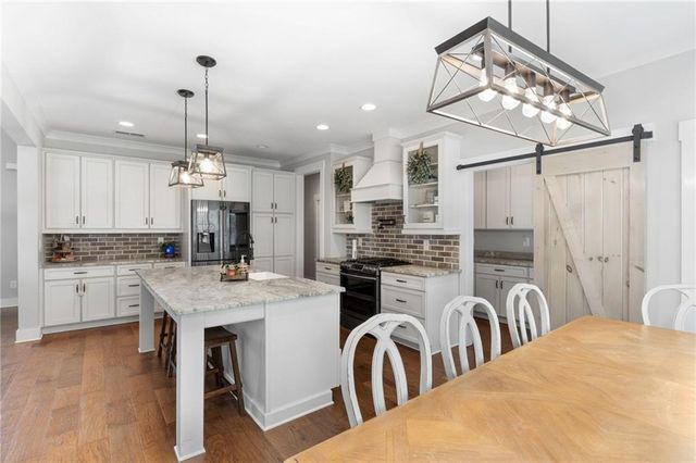 469 Ashley Glen Drive, Williamson, GA 30292