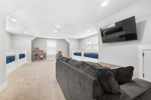 469 Ashley Glen Drive, Williamson, GA 30292