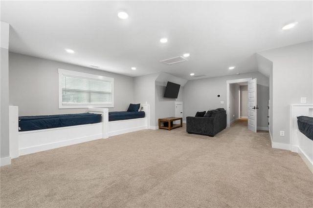 469 Ashley Glen Drive, Williamson, GA 30292