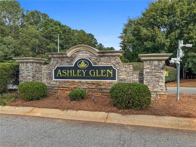 469 Ashley Glen Drive, Williamson, GA 30292