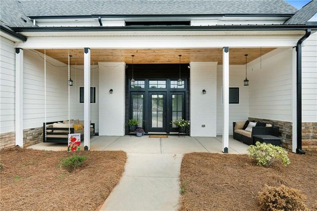 469 Ashley Glen Drive, Williamson, GA 30292