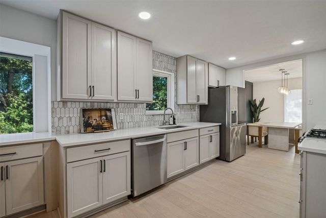 5021 Ashbrook Road, Dallas, TX 75227