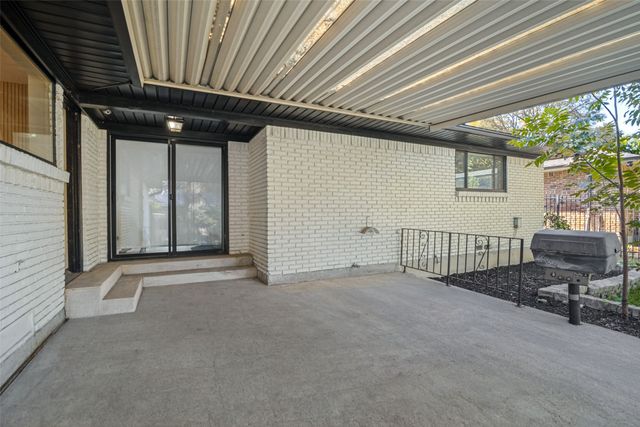 5021 Ashbrook Road, Dallas, TX 75227