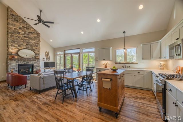 2747 Tyrolean Way Drive, Innsbrook, MO 63390