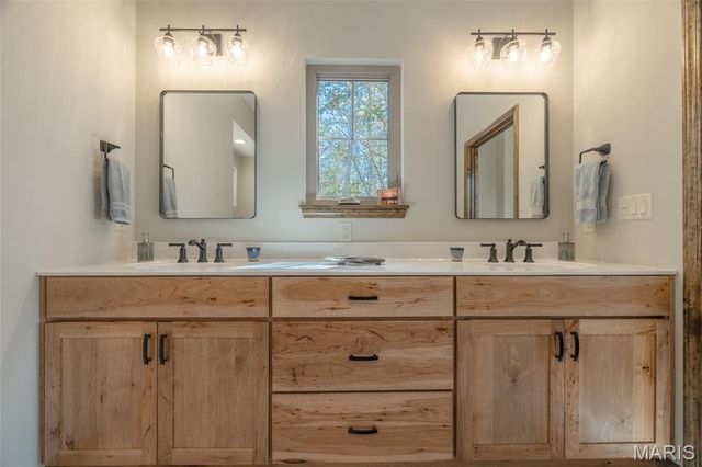 2747 Tyrolean Way Drive, Innsbrook, MO 63390