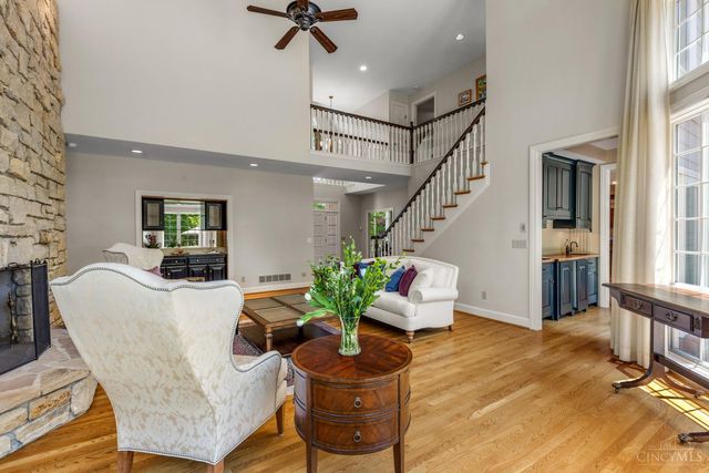 6155 Hunters Trail, Indian Hill, OH 45243