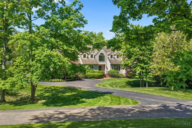 6155 Hunters Trail, Indian Hill, OH 45243