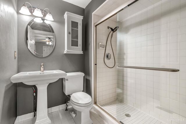 6155 Hunters Trail, Indian Hill, OH 45243