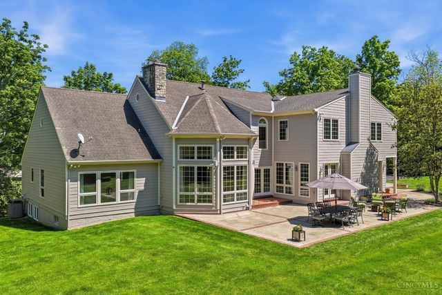 6155 Hunters Trail, Indian Hill, OH 45243