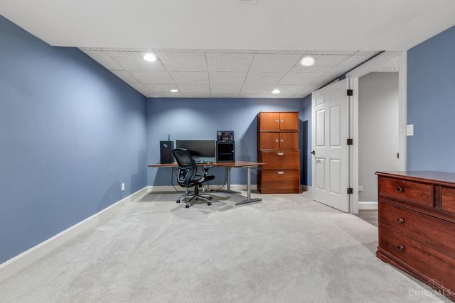 6155 Hunters Trail, Indian Hill, OH 45243