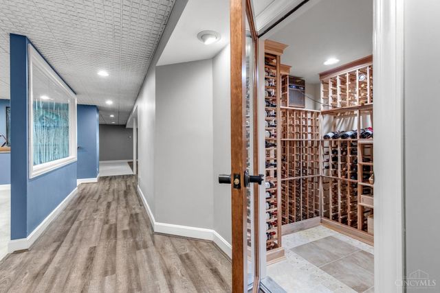 6155 Hunters Trail, Indian Hill, OH 45243