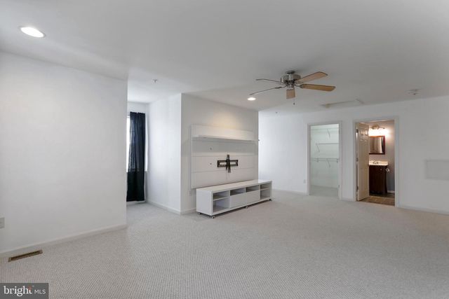 105 SPRING BLOSSOM LN, New Market, MD 21774