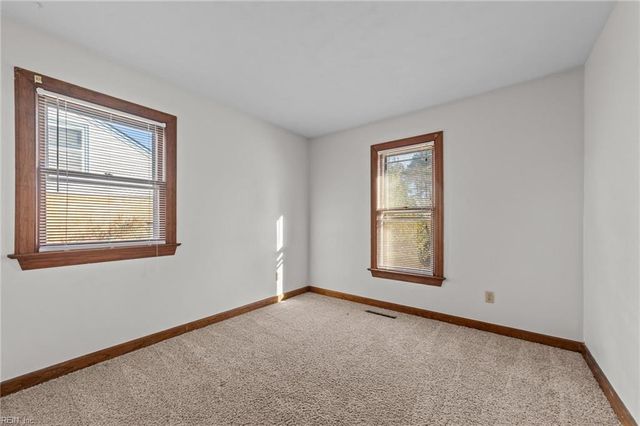 620 Caleb DR, Chesapeake, VA 23322