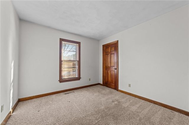 620 Caleb DR, Chesapeake, VA 23322