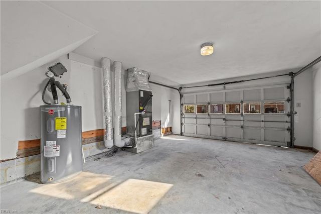 620 Caleb DR, Chesapeake, VA 23322