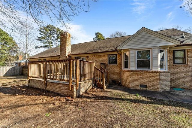 620 Caleb DR, Chesapeake, VA 23322