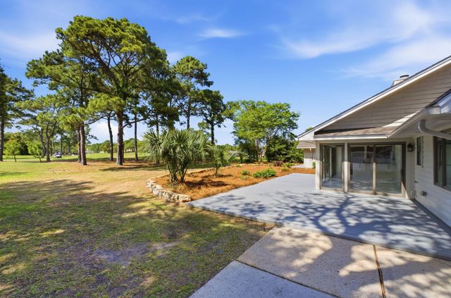 47 Country Club Dr E, Destin, FL 32541