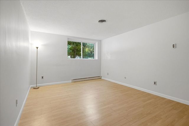 1208 Greendale Ave 211, Needham, MA 02492