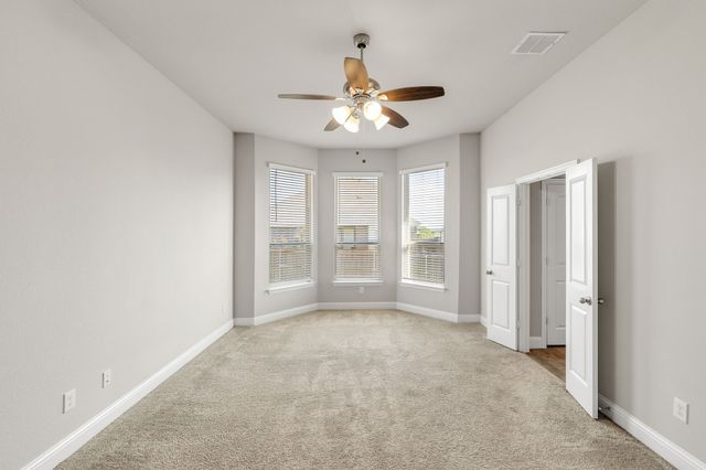 915 Timber Ridge Drive, Justin, TX 76247