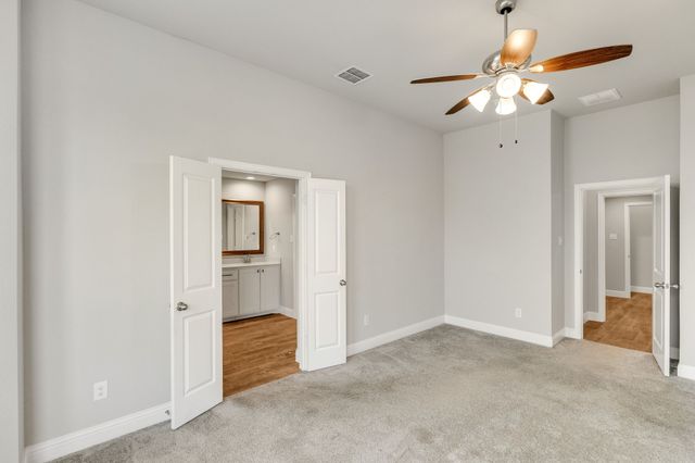 915 Timber Ridge Drive, Justin, TX 76247