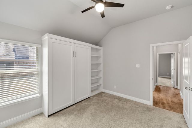 915 Timber Ridge Drive, Justin, TX 76247