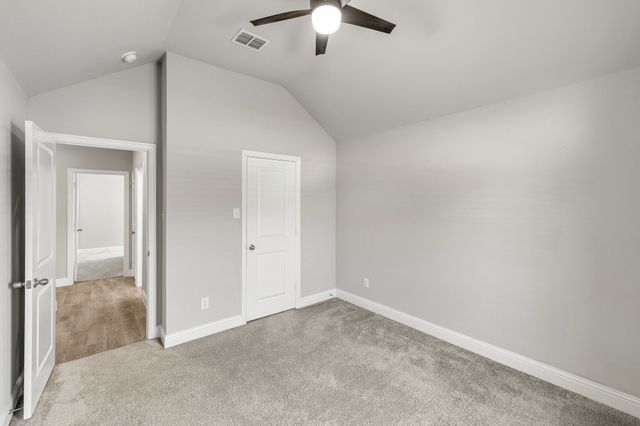 915 Timber Ridge Drive, Justin, TX 76247