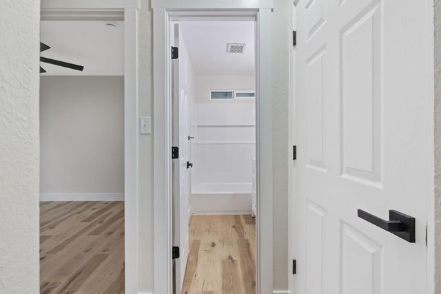 215 Lombardy Lane, Lemoore, CA 93245