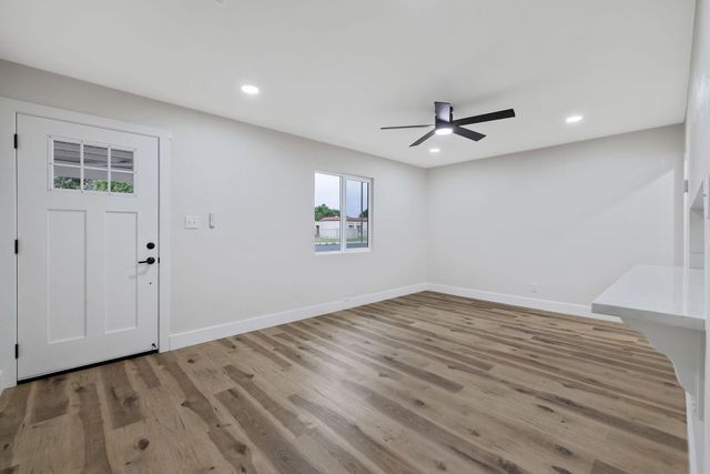 215 Lombardy Lane, Lemoore, CA 93245