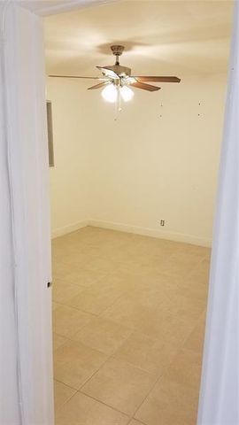 2734 Fillmore St 3-E, Hollywood, FL 33020