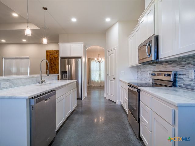 114 Norwood Drive, Granite Shoals, TX 78654