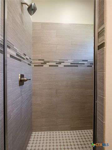 114 Norwood Drive, Granite Shoals, TX 78654