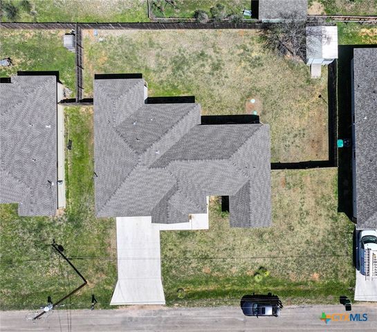 114 Norwood Drive, Granite Shoals, TX 78654