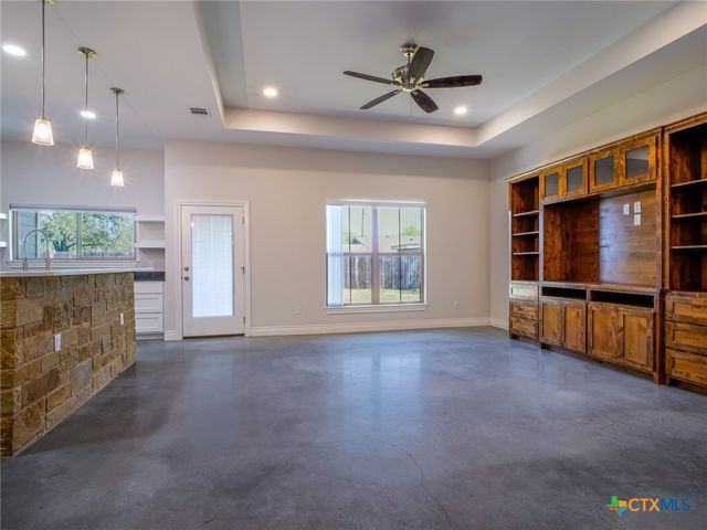 114 Norwood Drive, Granite Shoals, TX 78654